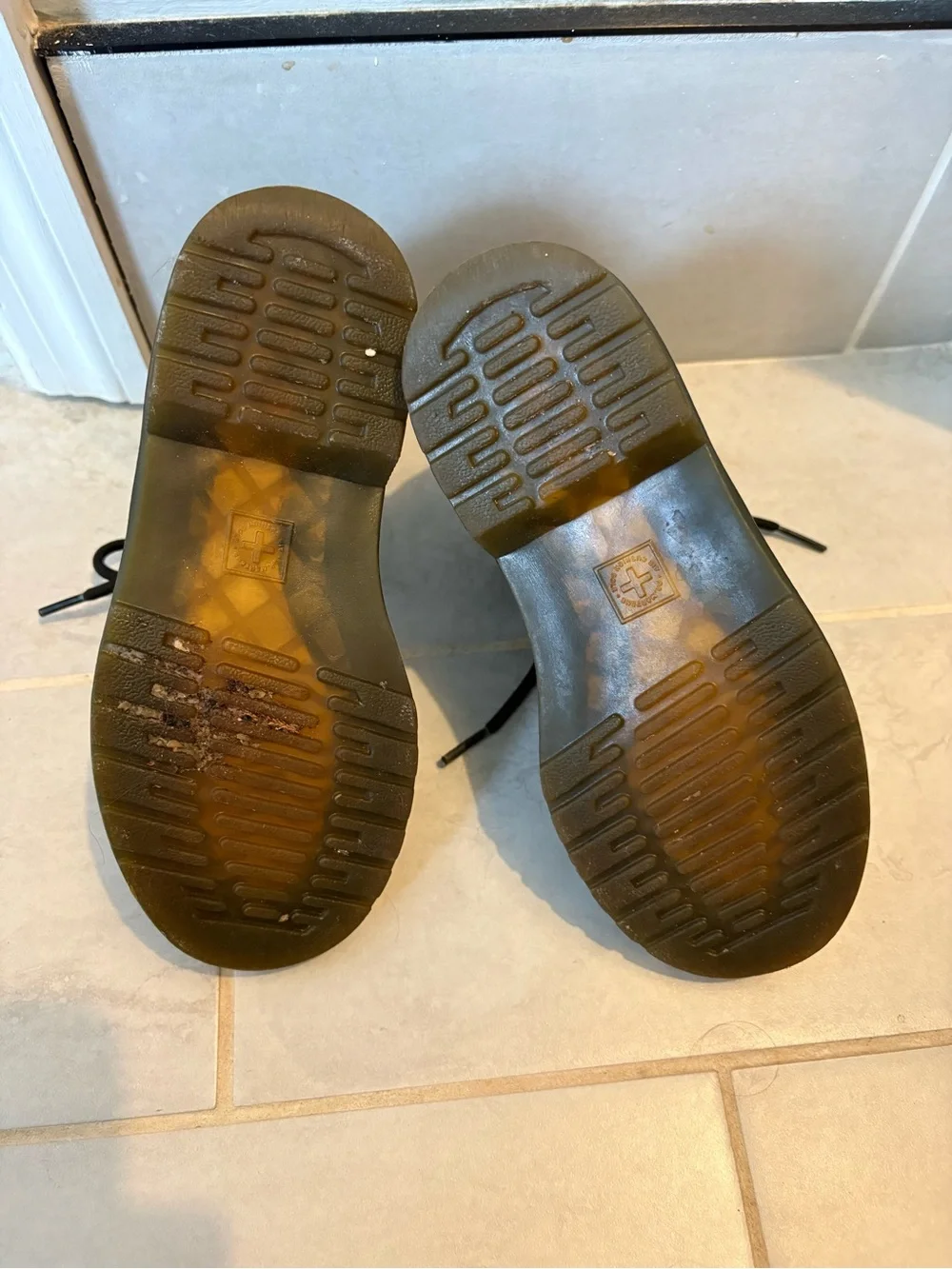 Dr Marten’s Glitter Boots Kids size 1